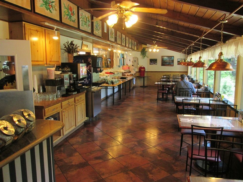 Strawberry Inn Bagian luar foto